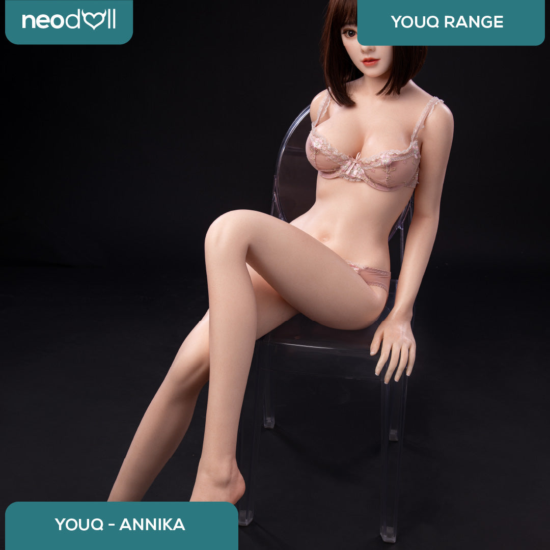 Youqdoll - Annika - Poupée de Sexe Entièrement en Silicone - 148cm - Cheveux Implémentés - Gel Sein - Naturel