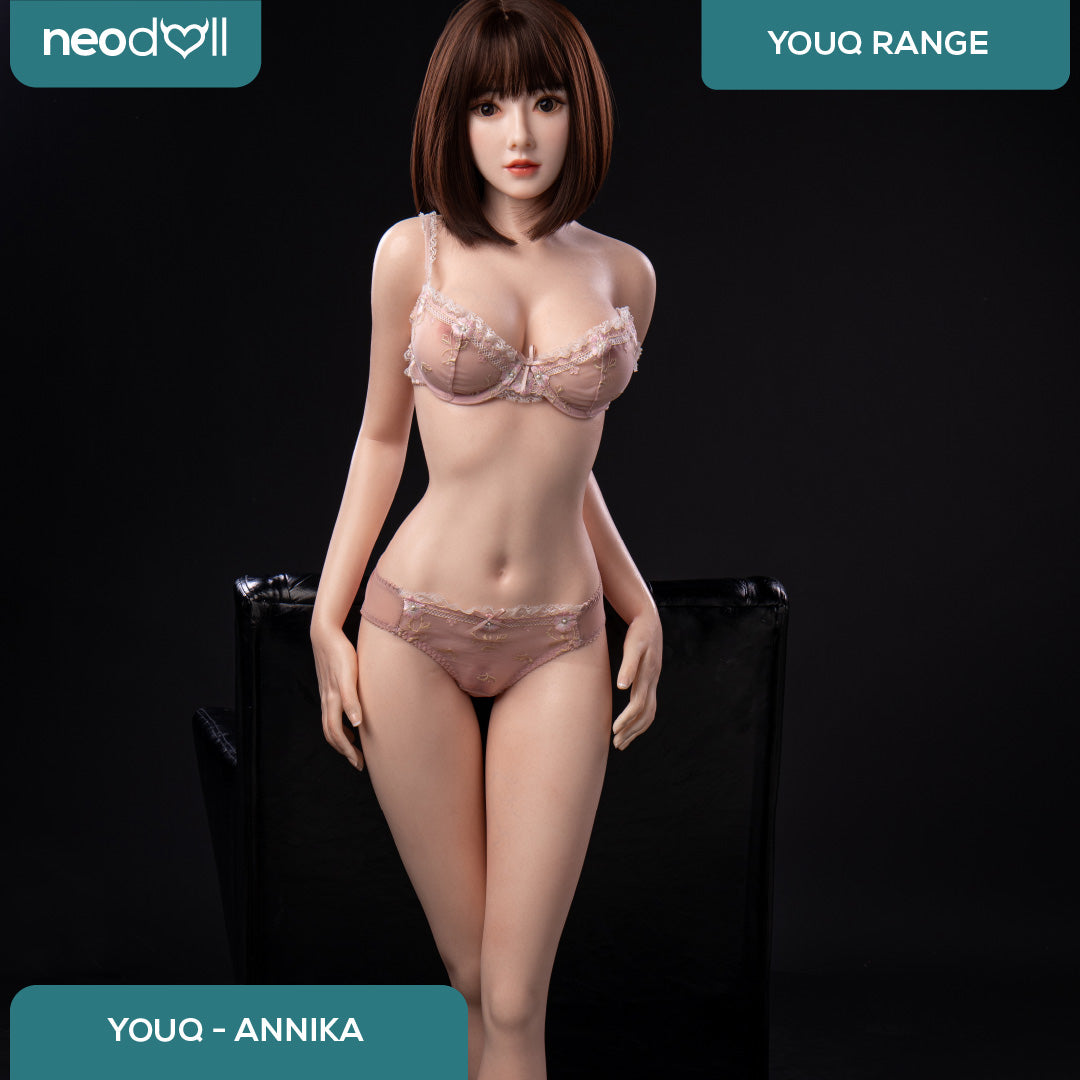 Youqdoll - Annika - Poupée de Sexe Entièrement en Silicone - 148cm - Cheveux Implémentés - Gel Sein - Naturel